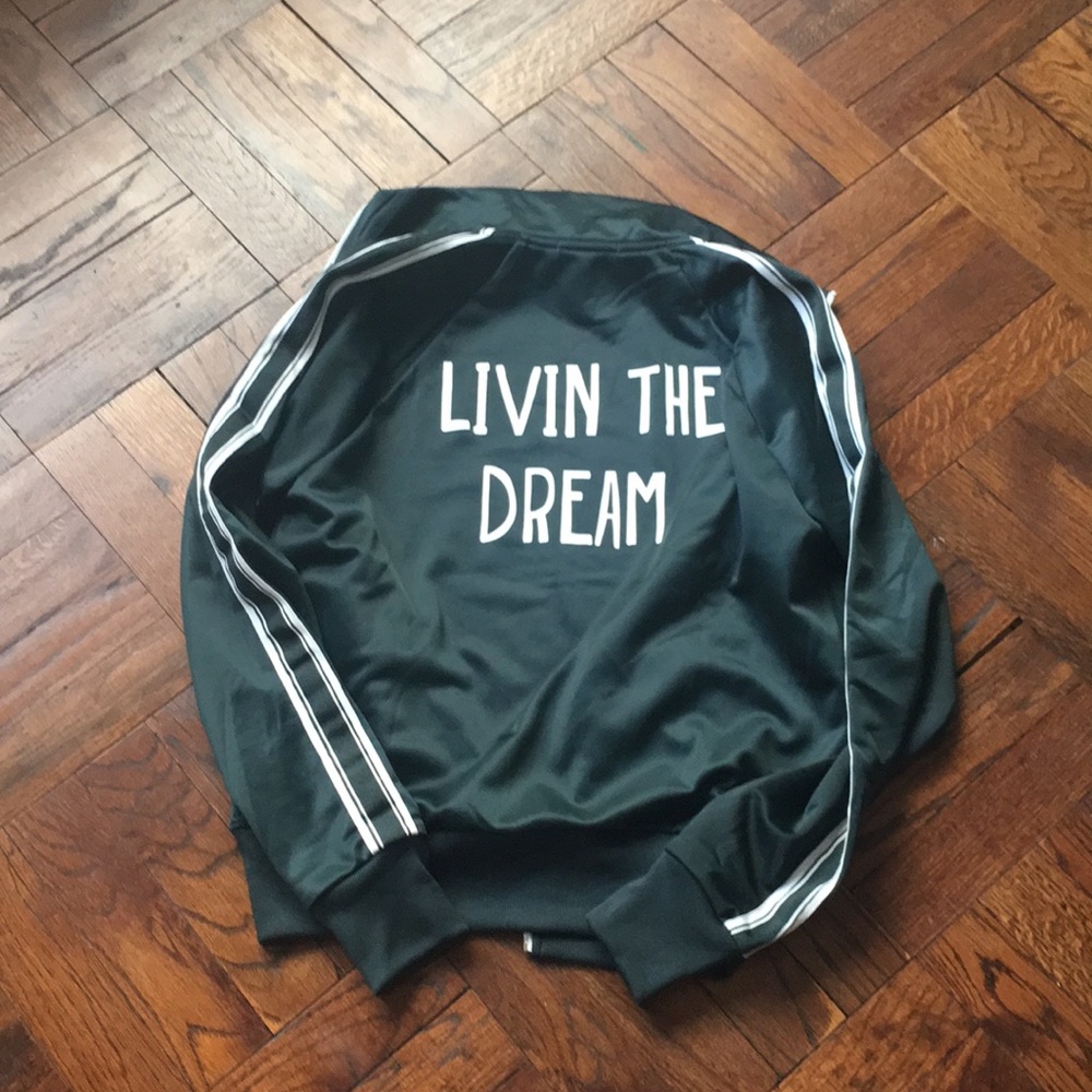 Livin the dream track jacket. HOST PICK 🔥